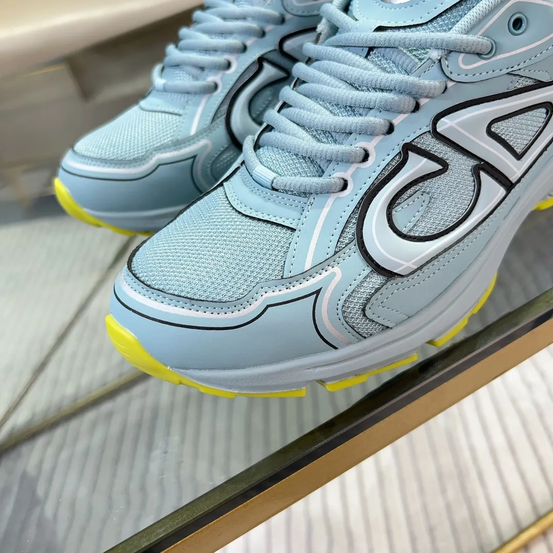 Men's Shoes💰P460💰【DIOR】Dior's new B30 low-top sneakers✅ are carefully made of gray mesh fabric and white technical fabric, decorated with reflective "CD30" graphic logo, and "DIO~B30" and "CD30" logos on the heel and tongue. An extra-light, sculpted rubber sole with signature accents adds style, while internal stretch details create ideal comfort. It can be matched with various casual styles to show a fashionable and modern sports style. Code number: 38-44 (45 can be customized)